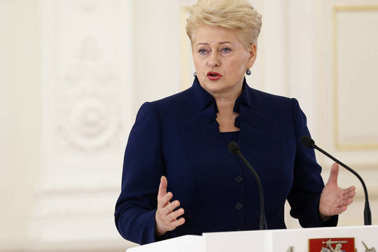 Prezidentė ragina teismus gerai pasverti prokurorų prašymus