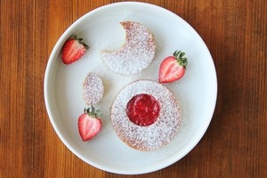 R. Bolgovas siūlo nuotaiką gerinantį receptą – varškės suflė