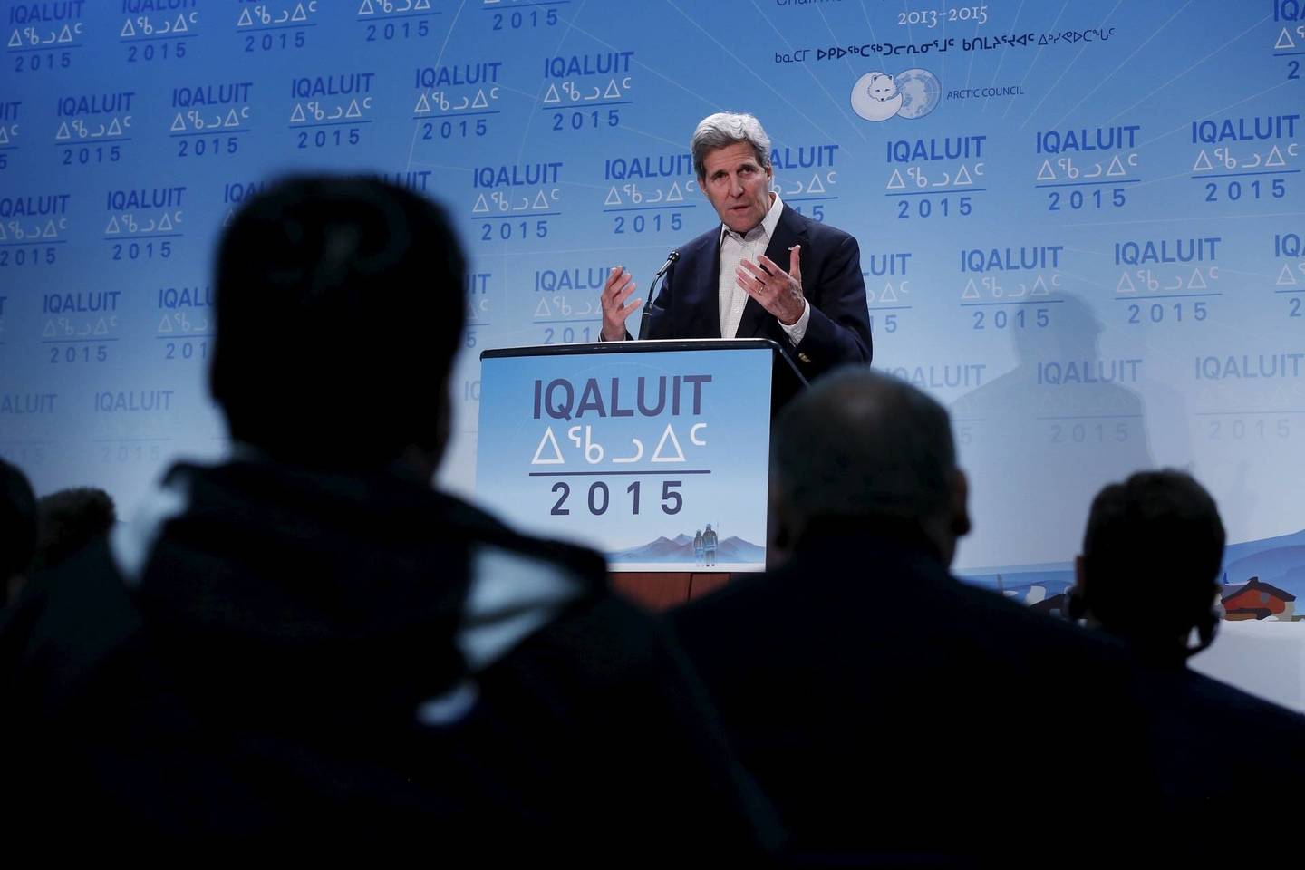 JAV valstybės sekretorius Johnas Kerry pareiškė, kad Rusija dedanti nepakankamai pastangų laikytis Minsko susitarimų dėl Ukrainos.