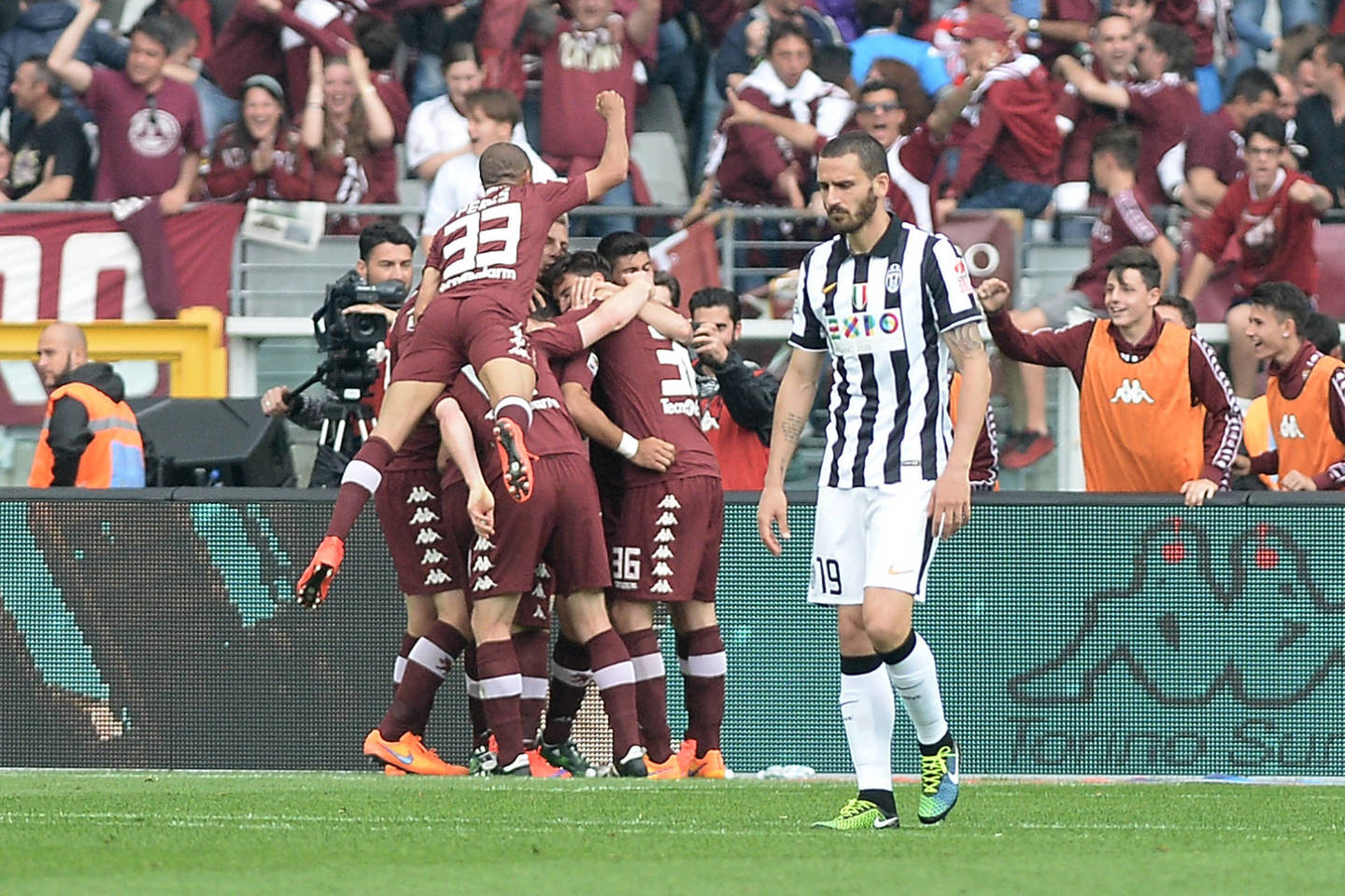 „Torino“ (bordo apranga) laimėjo Turino derbį po 20 metų.