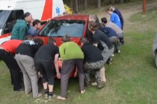 Didvyriškas VU žygeivių poelgis: atlaisvino kelią greitajai