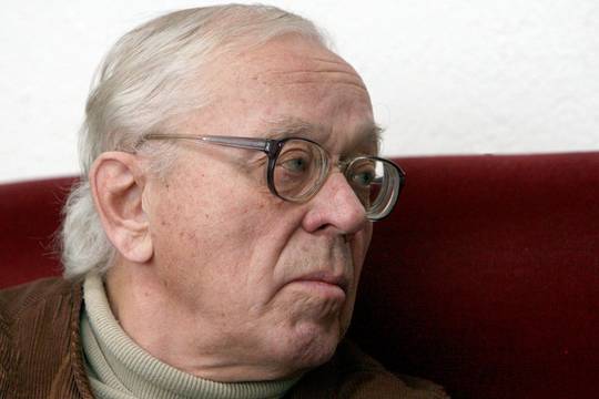 Mirė rašytojas Tomas Sakalauskas