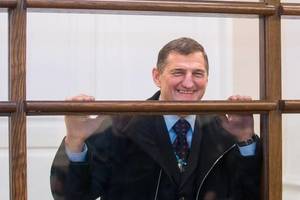 Kodėl H. Daktaras per prokurorą prašė atsiųsti egzotiškų vaisių?