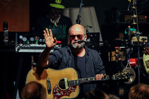 B. Grebenščikovas Vilniuje mėgavosi ir muzika, ir kokteiliais