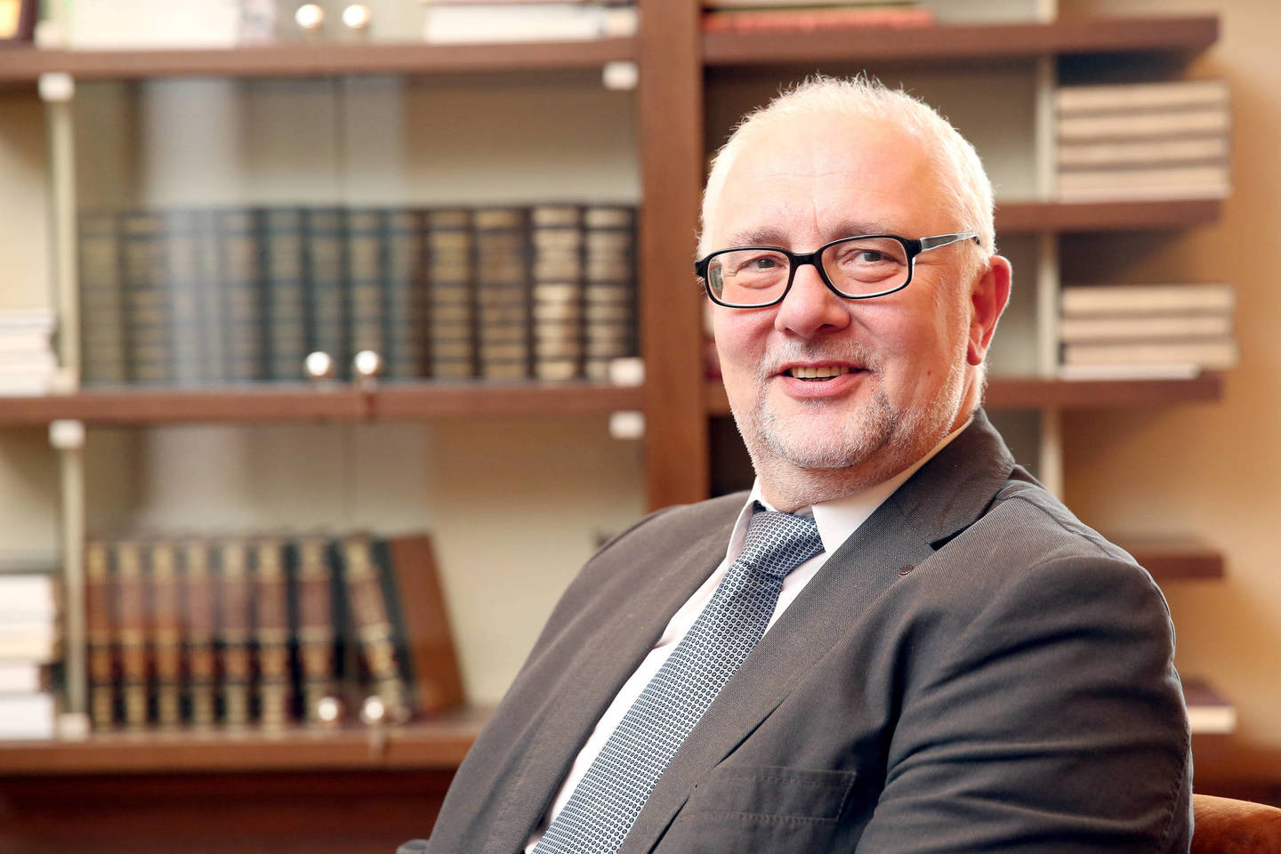 D.Pavalkis neigė ketinąs pereiti į Socialdemokratų partiją. Jis neatmetė galimybės išvis trauktis iš politikos.