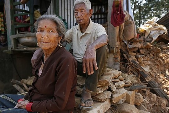90 m. nepalietis per žemės drebėjimą mirties išvengė dukart