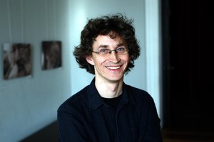 Lietuvių kompozitorius V. Baltakas pietaus su karaliumi rūmuose