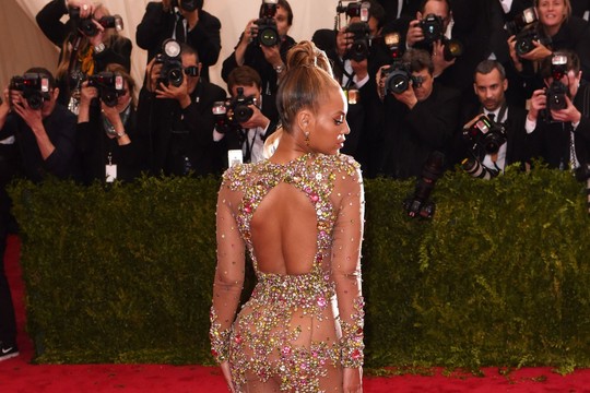 Nei nuoga, nei apsirengusi Beyonce gerbėjus žavėjo tobulu kūnu