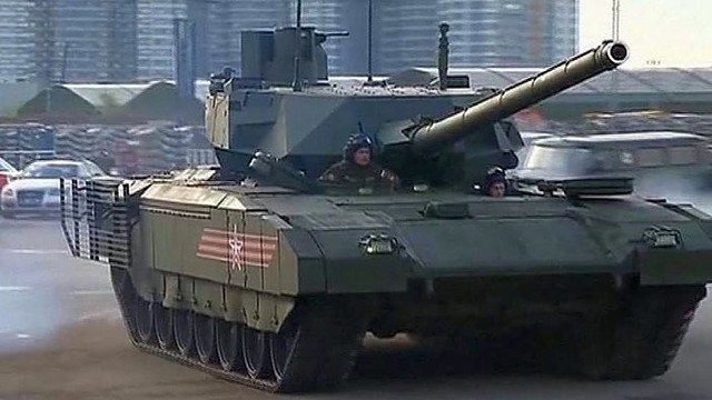 Rusai giriasi geriausiu tanku pasaulyje, nors jis jau genda