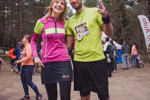 Garsenybių kirpėjas po darbo žirkles iškeičia į bėgimo batelius