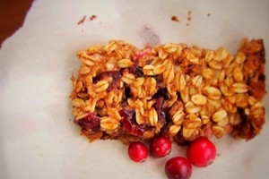 Prieš naminius avižinius batonėlius nublanksta visi pirktiniai