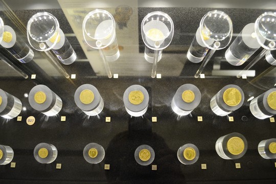Numizmatams patrauklūs elektroniniai aukcionai