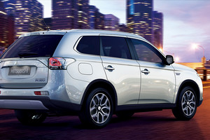 Naujausias „Mitsubishi“ hibridas Lietuvoje nustebino kaina