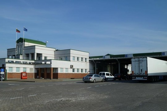 Pasienyje su Rusija stringa automobiliai lietuviškais numeriais