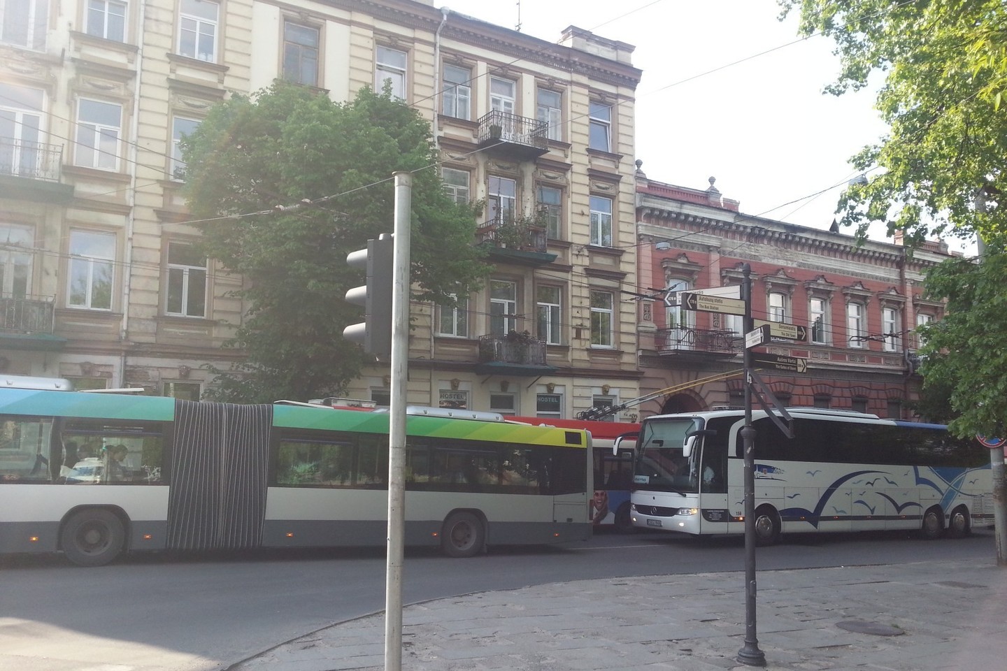Avarija Vilniuje paralyžiavo eismą prie stoties.<br>D.Lebrikaitės nuotr.