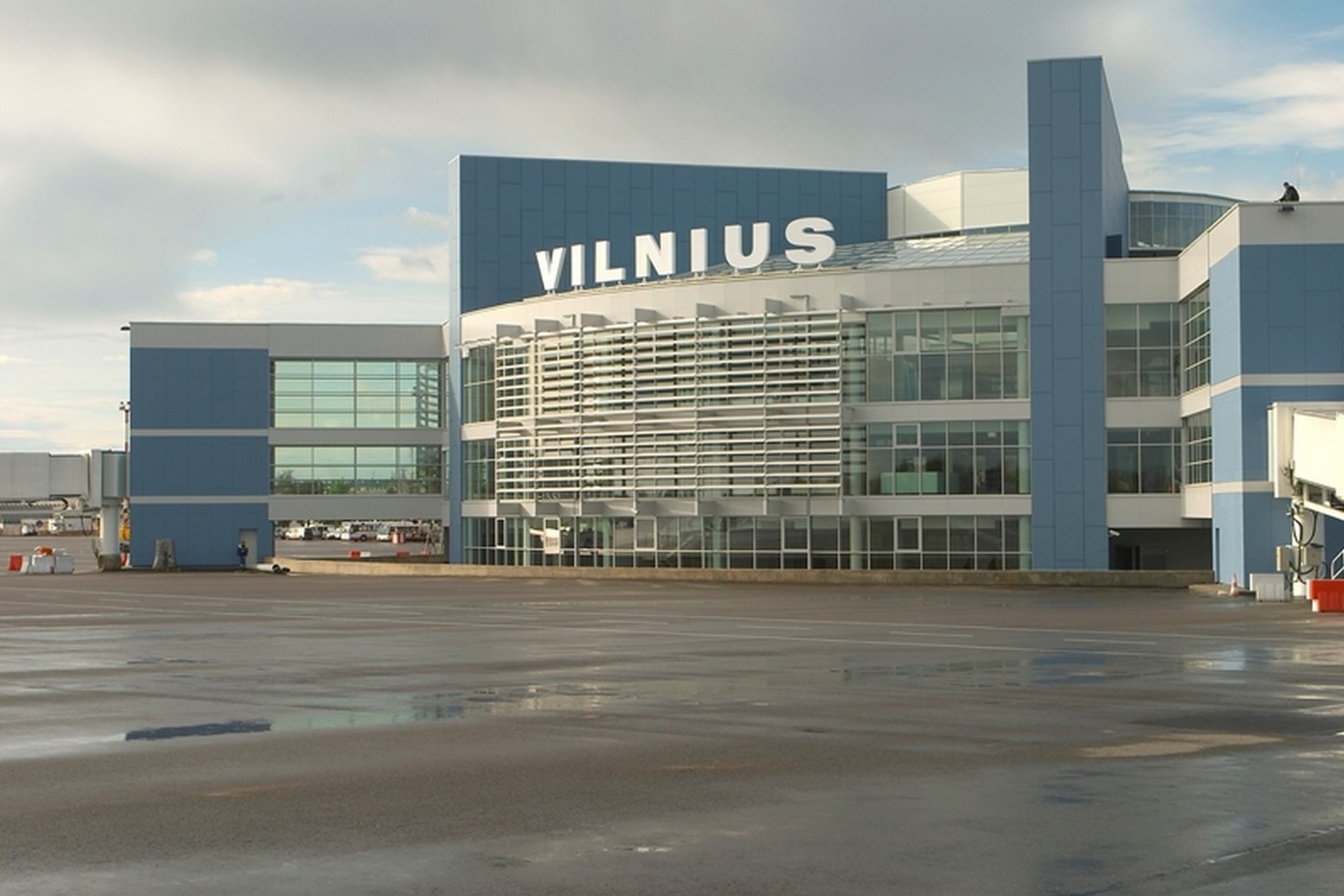 Vilniaus oro uoste keleivių dar padaugėjo, palyginti su praėjusiais metais.