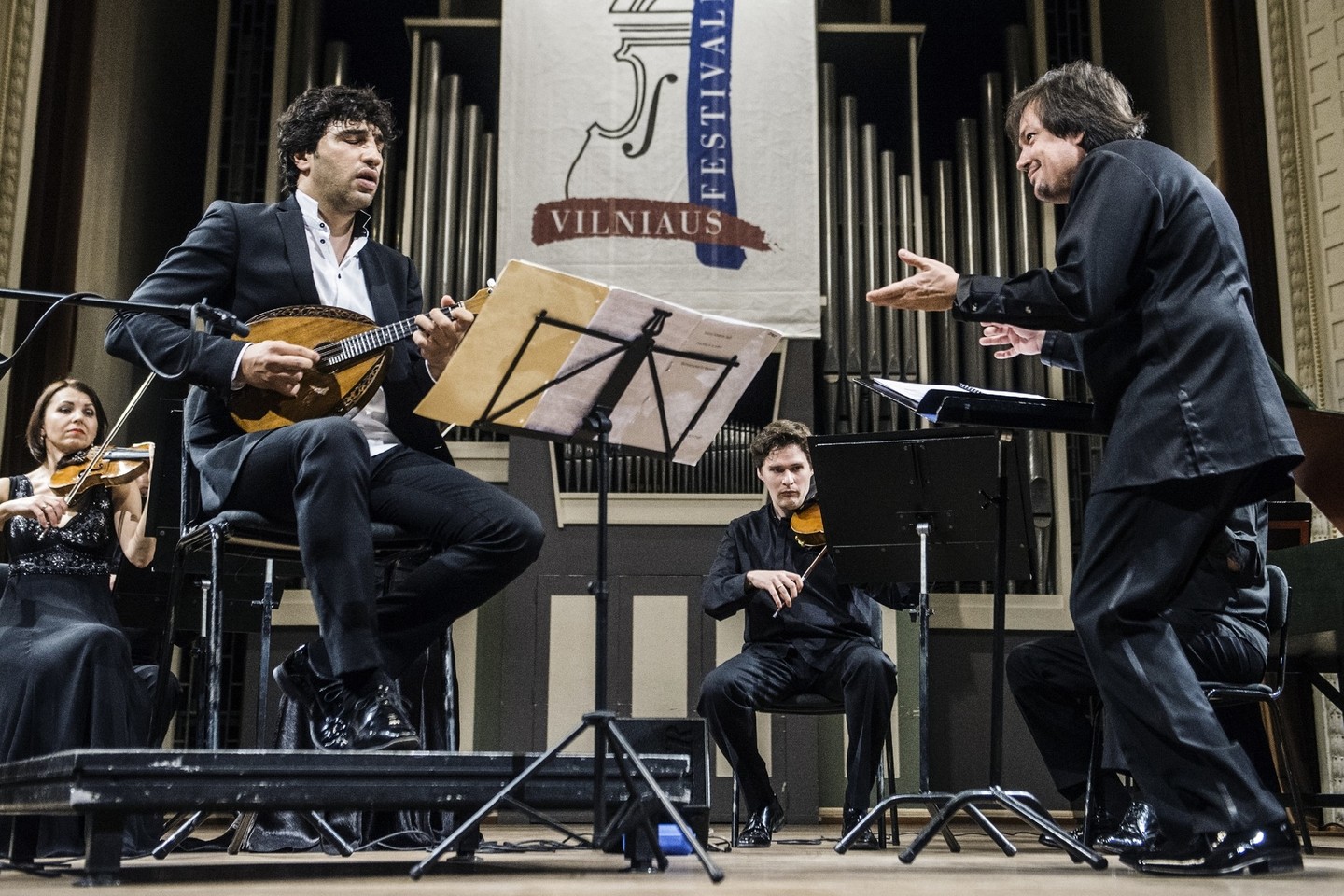 Vilniaus festivalio koncerto „Mandolinos ir orkestro šventė“ akimirka.<br>D.Matvejevo nuotr.