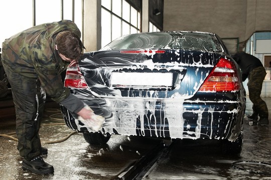 10 žingsnių, kaip paruošti automobilį vasaros karščiams