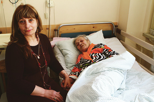 Pasiligojusi teta iš Gruzijos kaunietei užkrovė didžiulę naštą