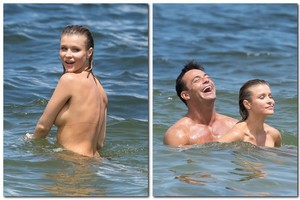 J. Krupa paplūdimyje prieš mylimąjį staipėsi nuogomis krūtimis