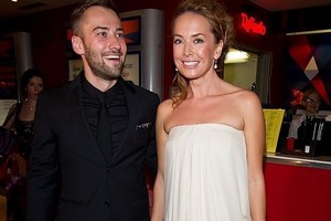 Mirė su vėžiu kovojusi Rusijos atlikėja Žana Friske