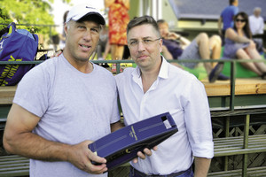 Šarūnas Marčiulionis per gimtadienį atidarė namą svečiams