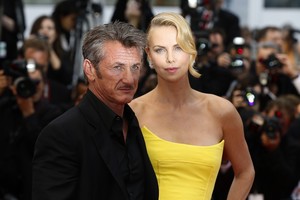 Sužadėtiniai Seanas Pennas ir Charlize Theron – nebe pora