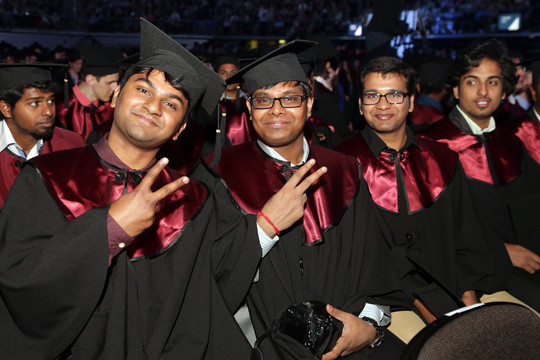 KTU studentai diplomus atsiemė Kauno „Žalgirio“ arenoje