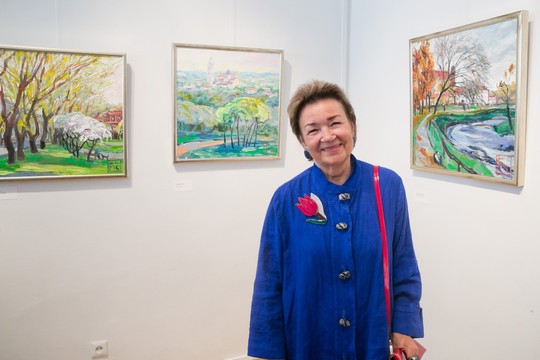 Teatrališki pasivaikščiojimai po Vilnių su tapytoja