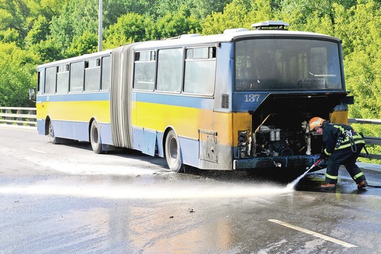 Keleiviams bus ramiau – atsisakoma „Karosa“ autobusų
