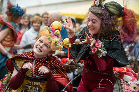 Kultūros nakties pamoka vilniečiams: vaikščiok ir šypsokis!