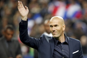 Z. Zidane'as laukė pasiūlymo tapti „Real“ treneriu