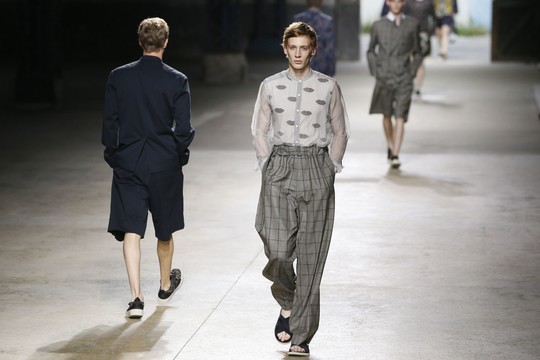 Paryžiaus vyrų mados savaitė: „Dries Van Noten“ kolekcija