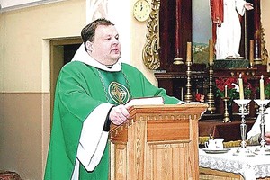 Po kunigų susibūrimo – mįslinga skandalingo klebono liga