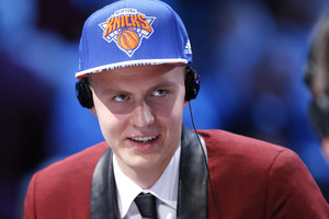 Į „Knicks“ audrą patekusiam K. Porzingiui – C. Anthony žinutė