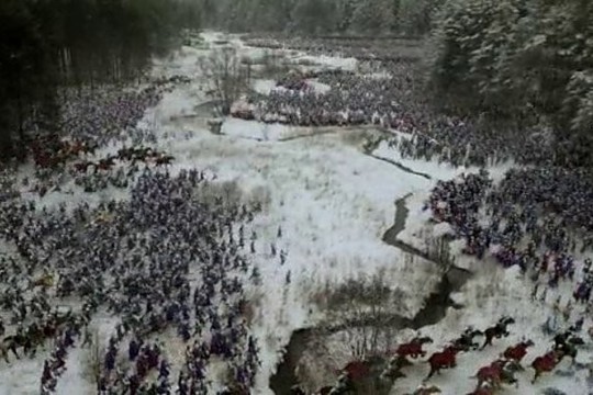 Šventinė rekordinio filmo premjera!