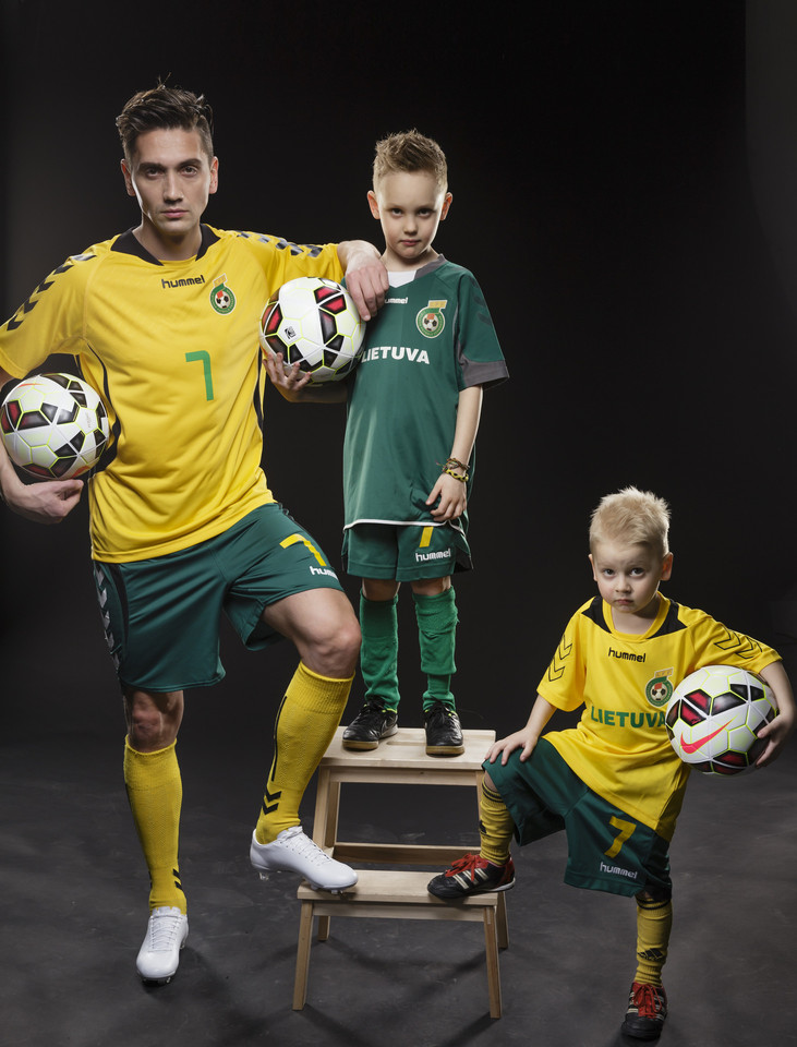 Futbolo įžymybė Deividas Česnauskis tapo kosmetikos ženklo veidu