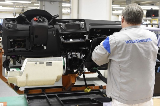 „Volkswagen“ gamykloje robotas užmušė žmogų