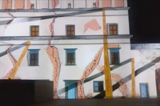 Pasigėrėkite Lietuvos istorijos vaizdais ant Valdovų rūmų sienų