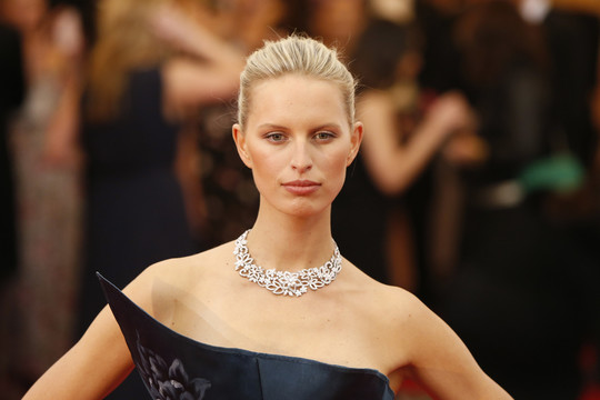 Buvusi „Victoria's Secret“ manekenė K. Kurkova laukiasi vaiko