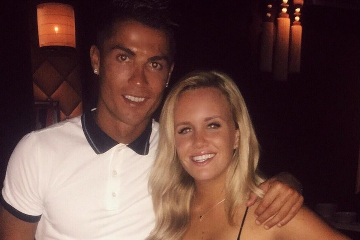 C.Ronaldo rado merginos telefoną ir pakvietė ją bei jos drauges vakarienės.