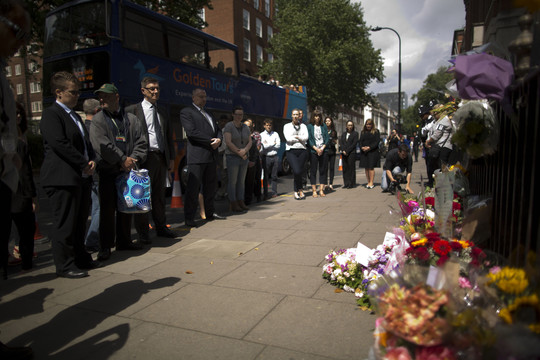 Britai paminėjo Londono sprogdinimų metines.<br>AP nuotr.