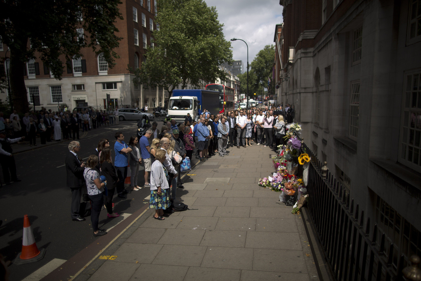 Britai paminėjo Londono sprogdinimų metines.<br>AP nuotr.