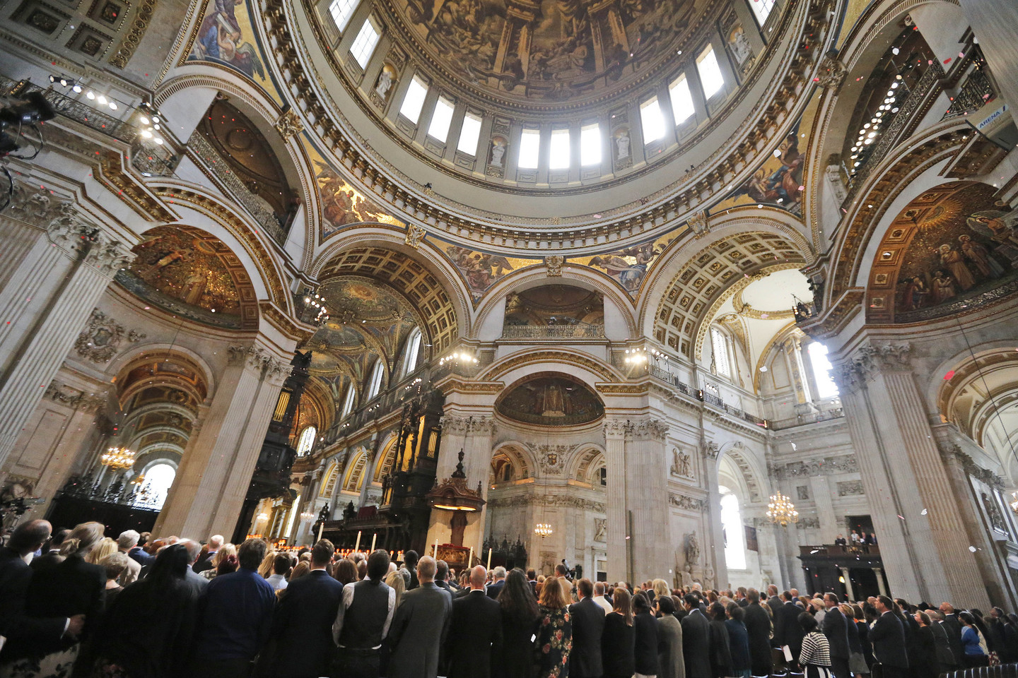 Britai paminėjo Londono sprogdinimų metines.<br>AP nuotr.