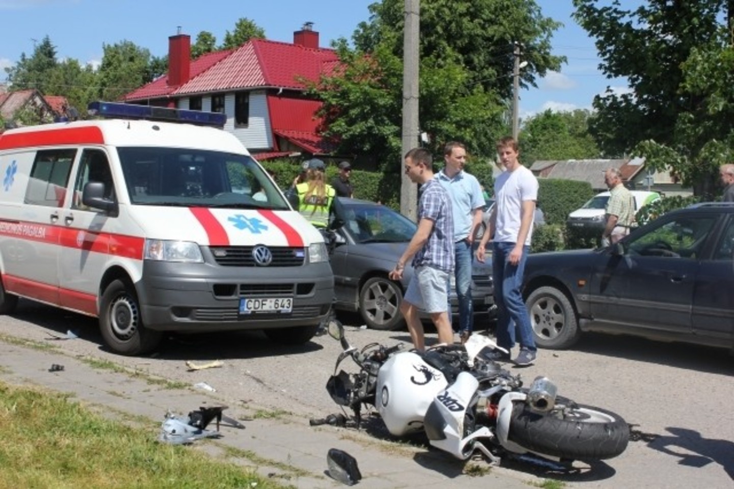 Ligoninėje mirė prieš mėnesį į avariją patekęs motociklininkas.