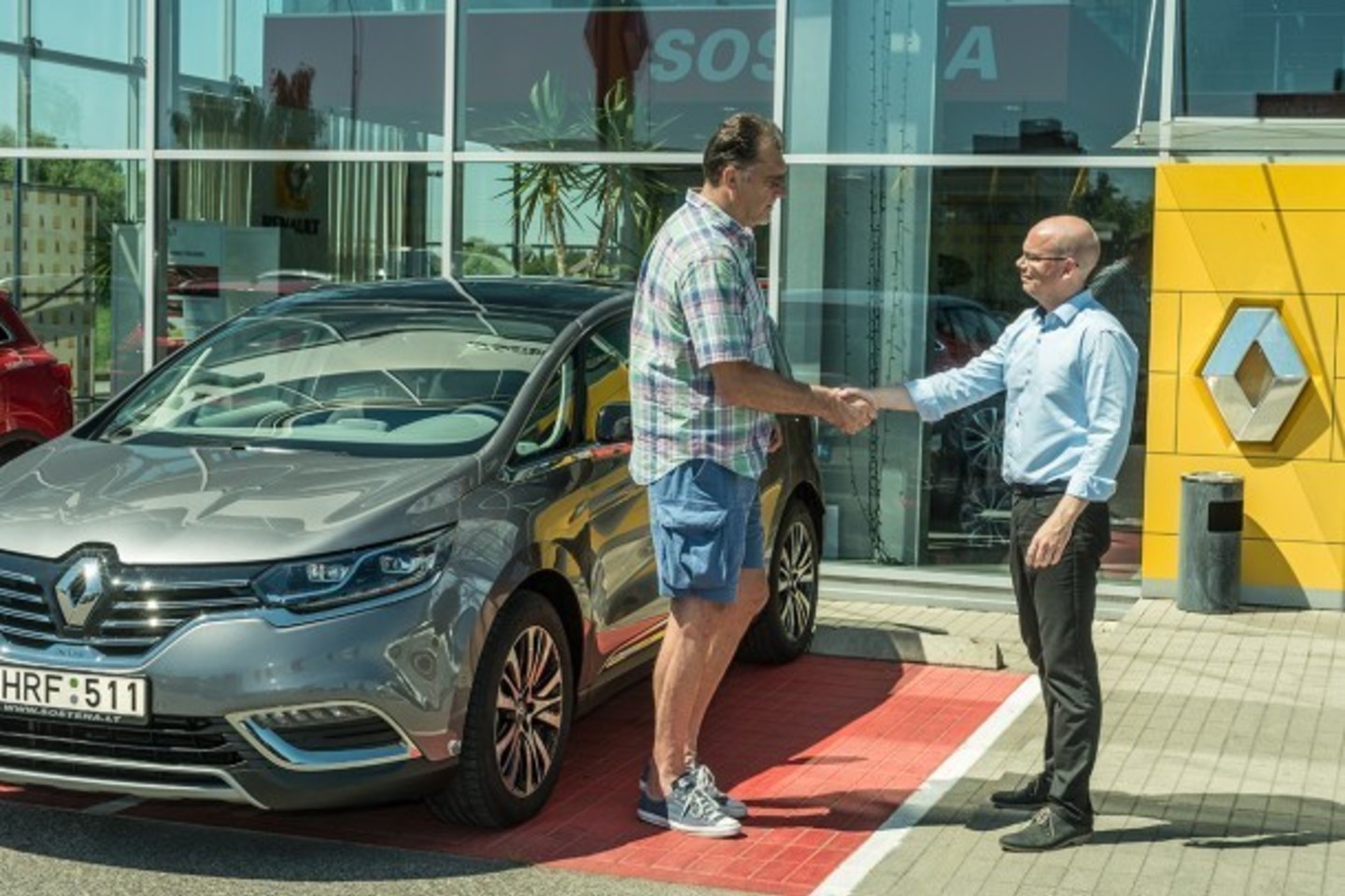 A.Sabonis dabar važinės „Renault Espace“ automobiliu.