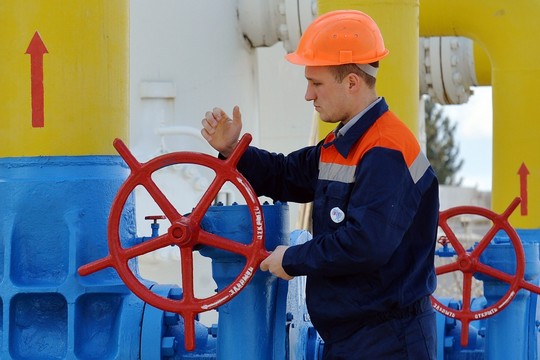 Ukraina sumažino į požemines saugyklas pumpuojamą dujų kiekį