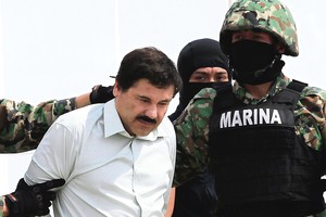 JAV ir Meksikos pasienyje verda kova su narkotikų mafija