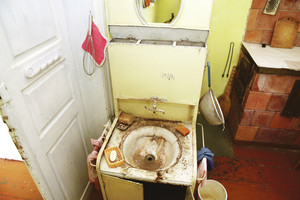 Klebonijų kontrastai: dvasininkų namai ir stebina, ir šiurpina