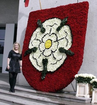 Alytaus herbas iš gėlių pripažintas Lietuvos rekordu
